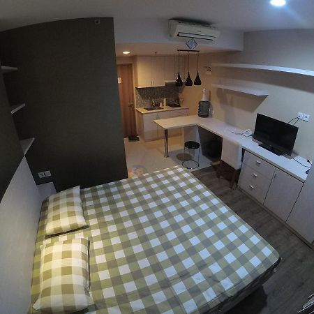 Student Park 828 By We Stay Yogyakarta Exterior photo